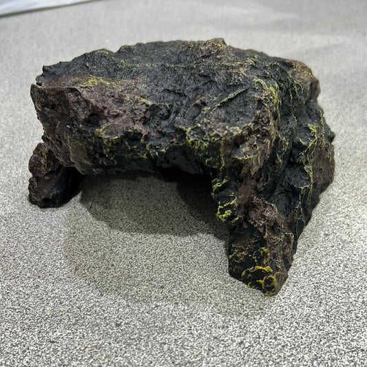 Rock Hideaway - Medium - The Bio Dude - #30738